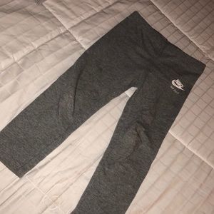 Nike leggings